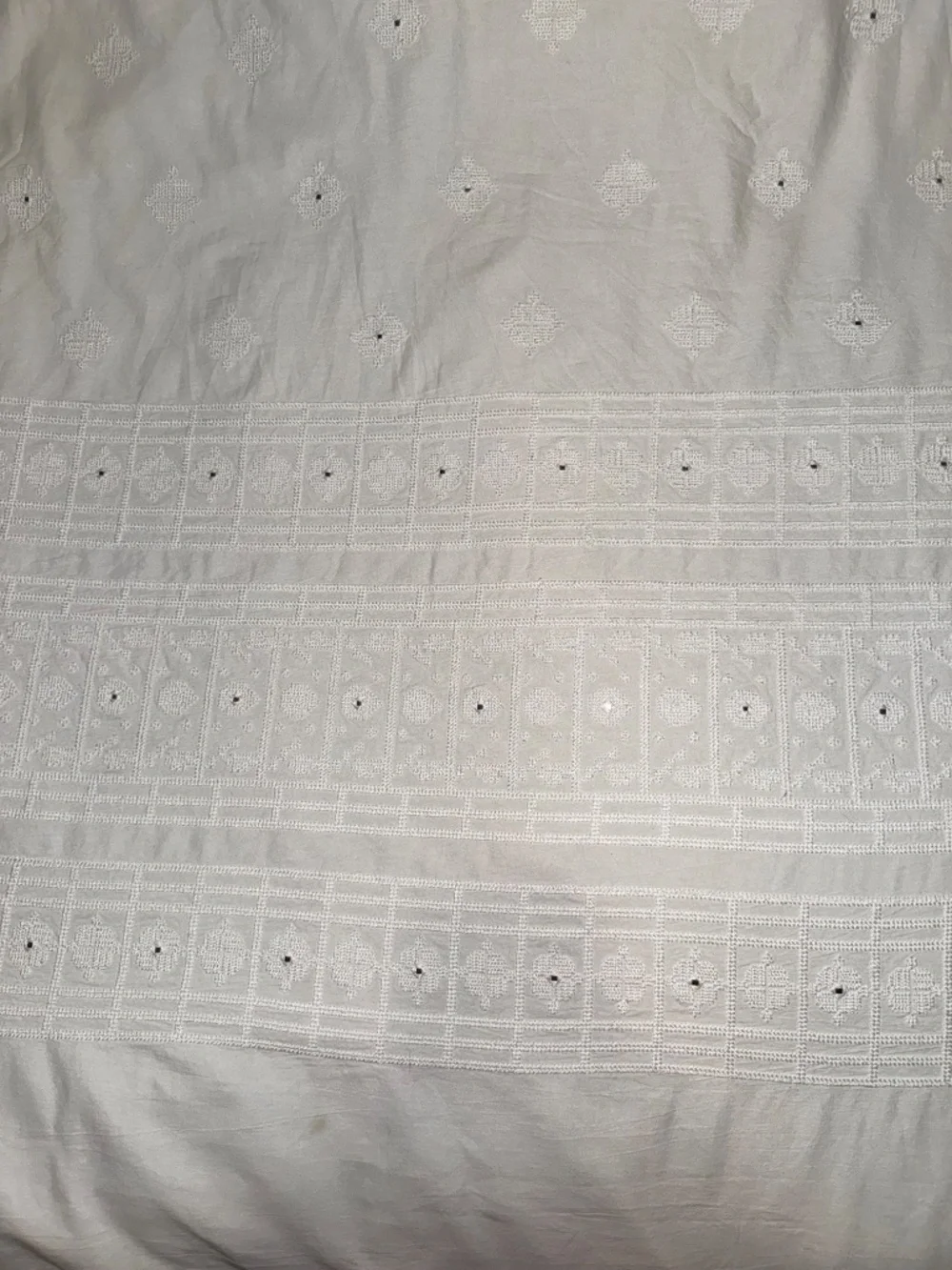 NWT Global Caravan White cross stitch mirrored twin duvet cover
